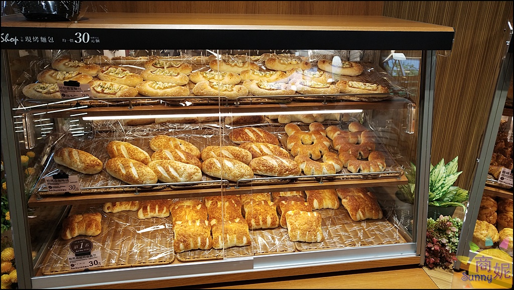 台中全聯旗艦店 Bake Shop日本阪急麵包品項更多更齊全 均一價30元超便宜!