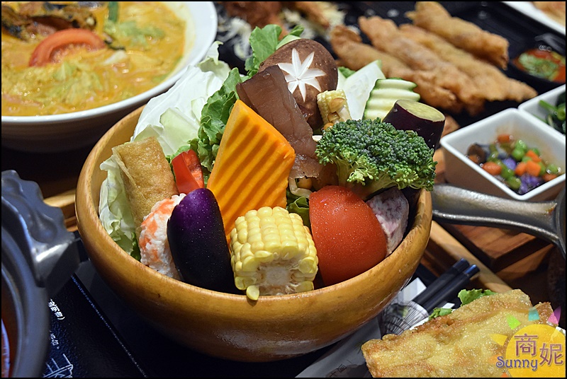 熱浪島南洋蔬食茶堂|谷歌超過3000則好評!台中素食親子餐廳南洋蔬食料理好吃份量多免服務費太超值
