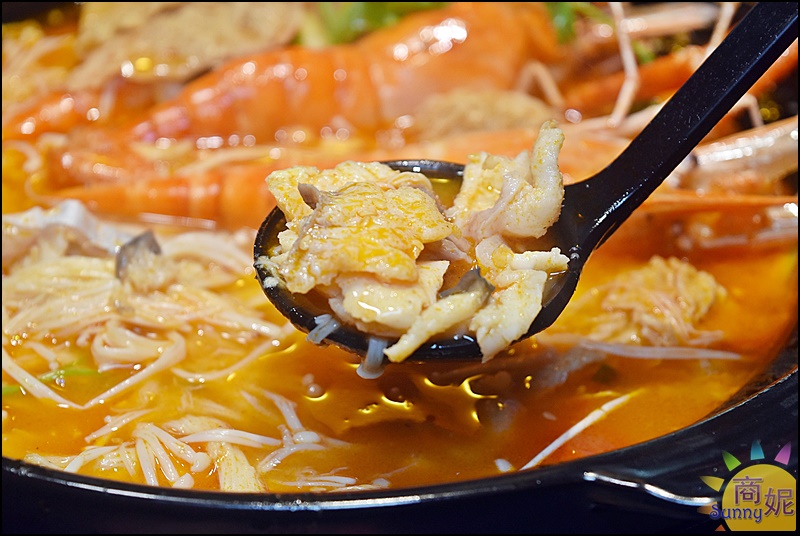 江小漁酸菜魚| 公益路巨無霸酸菜魚18種口味魚好吃湯更好喝 浮誇份量一鍋吃兩餐
