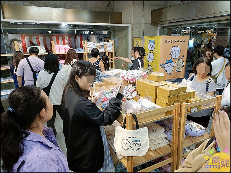 超人氣吉伊卡哇正版週邊台中快閃店!台中火車站鐵鹿大街專賣店人潮爆多，還有貓福珊迪一起快閃