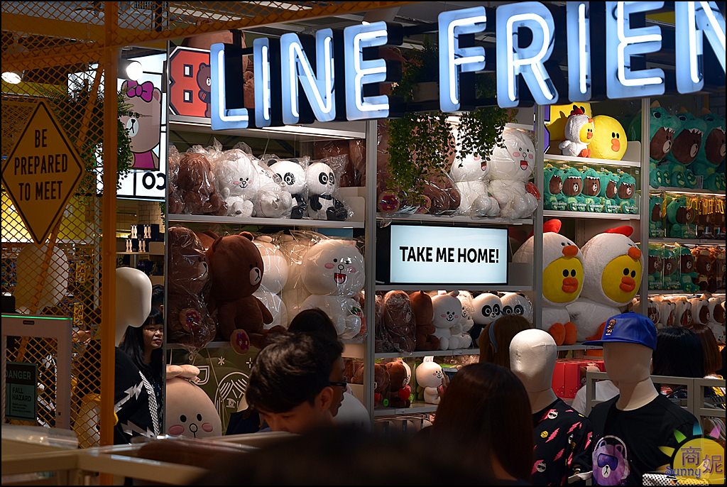 LINE FRIENDS STORE,LINE熊大樂活市集,LINE貼圖,台中免費景點,台中打卡熱點,台中旅遊,台中景點