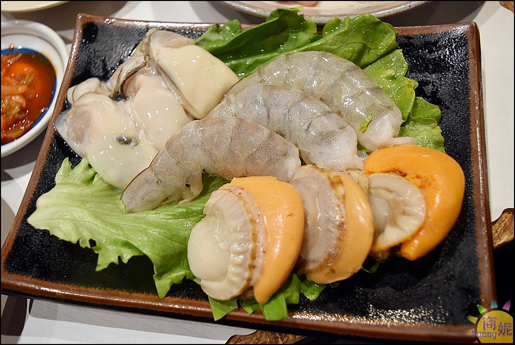 日本京都豬肉涮涮鍋吃到飽。豚しゃぶ英京都四条烏丸店。好吃平價服務超讚