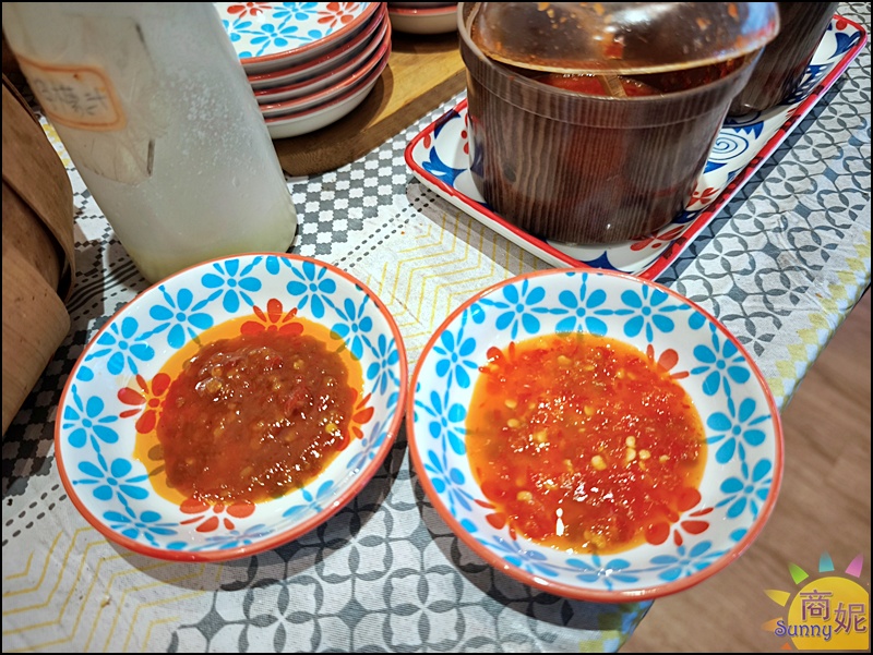 越好吃越南料理|台中美食超浮誇推推鍋上桌驚呆!!必點叻沙雙魚河粉、炸魚麵包,份量十足高CP值大里人氣越式料理 越好吃越南料理|台中美食超浮誇推推鍋上桌驚呆!!必點叻沙雙魚河粉、炸魚麵包,份量十足高CP值大里人氣越式料理