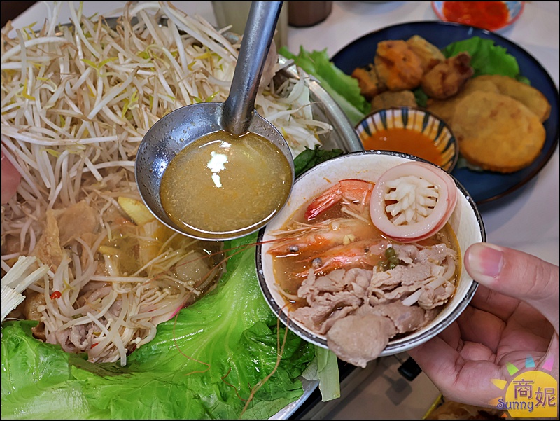 越好吃越南料理|台中美食超浮誇推推鍋上桌驚呆!!必點叻沙雙魚河粉、炸魚麵包,份量十足高CP值大里人氣越式料理 越好吃越南料理|台中美食超浮誇推推鍋上桌驚呆!!必點叻沙雙魚河粉、炸魚麵包,份量十足高CP值大里人氣越式料理