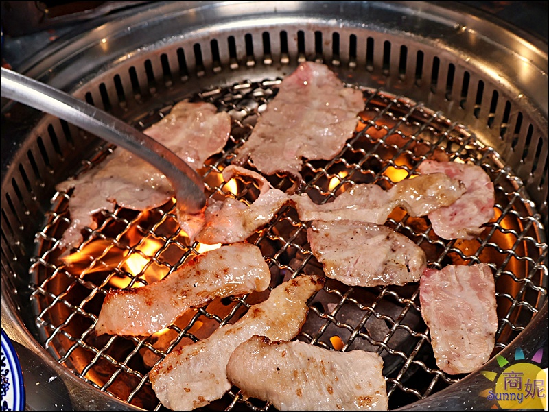 墨妃家|台中燒肉吃到飽推薦!宮廷風裝潢+高檔肉品無限續人均545元起太超值了 墨妃家|台中燒肉吃到飽推薦!宮廷風裝潢+高檔肉品無限續人均545元起太超值了