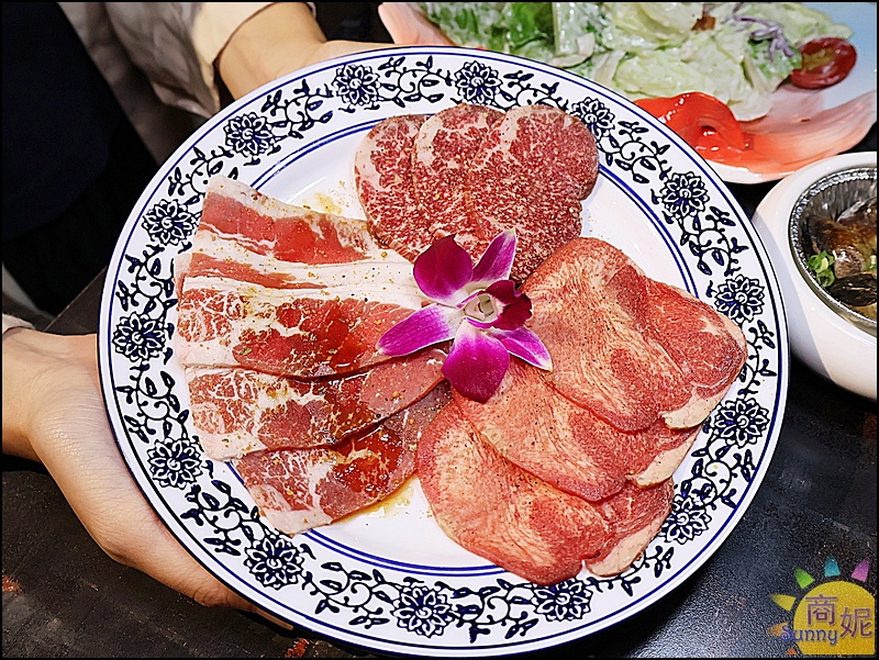 墨妃家|台中燒肉吃到飽推薦!宮廷風裝潢+高檔肉品無限續人均545元起太超值了 墨妃家|台中燒肉吃到飽推薦!宮廷風裝潢+高檔肉品無限續人均545元起太超值了