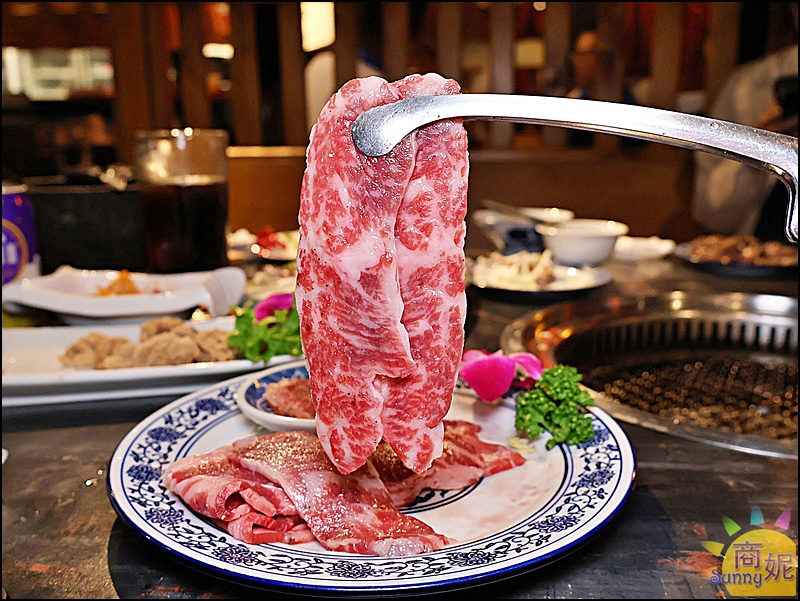 墨妃家｜台中燒肉吃到飽推薦!宮廷風裝潢＋高檔肉品無限續人均545元起太超值了