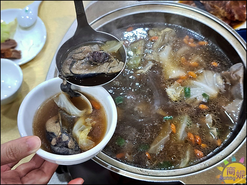 大祥海鮮燒鵝餐廳|台中超值合菜一桌3200!前五星飯店主廚私房料理道道美味還免服務費 大祥海鮮燒鵝餐廳|台中超值合菜一桌3200!前五星飯店主廚私房料理道道美味還免服務費