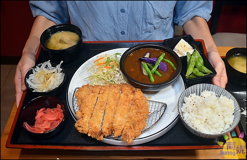 櫻椛日式炸豬排專賣店|超浮誇雙層厚切豬排定食多達6種口味可選.附餐無限續還免服務費太超值