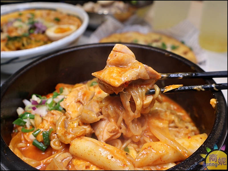 阿里郎食堂|台中韓式料理推薦!韓國華僑開的平價韓式麵食.雙店菜單共通、40道平價韓食百元出頭大滿足 阿里郎食堂|台中韓式料理推薦!韓國華僑開的平價韓式麵食.雙店菜單共通、40道平價韓食百元出頭大滿足