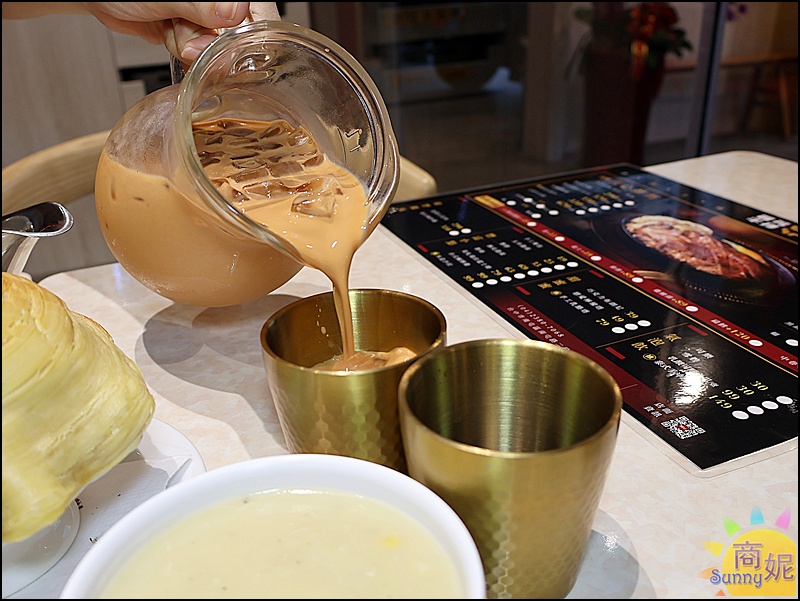 豐芳牛排|台中平價牛排生力軍!免服務費吃飽喝足不到200元.附濃湯菠蘿麵包還有飲料霜淇淋吃到飽