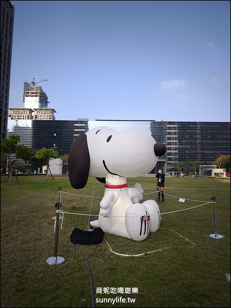 台中免費景點|史努比現身市政公園！超萌3公尺史努比、Snoopy公仔、史努比紅綠燈必拍，期間限定免門票