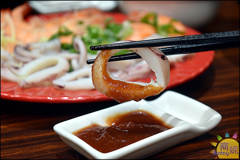 阿福師|台中霧峰好吃小卷米粉鮭魚飯蝦仁飯!市場小攤起家用料實在鮮甜好吃經常客滿