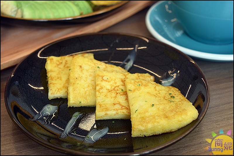 阿飛早午餐|台中東區秘境早午餐網友大讚火車站周邊必吃美食!用料實在免服務費隨便點都好吃