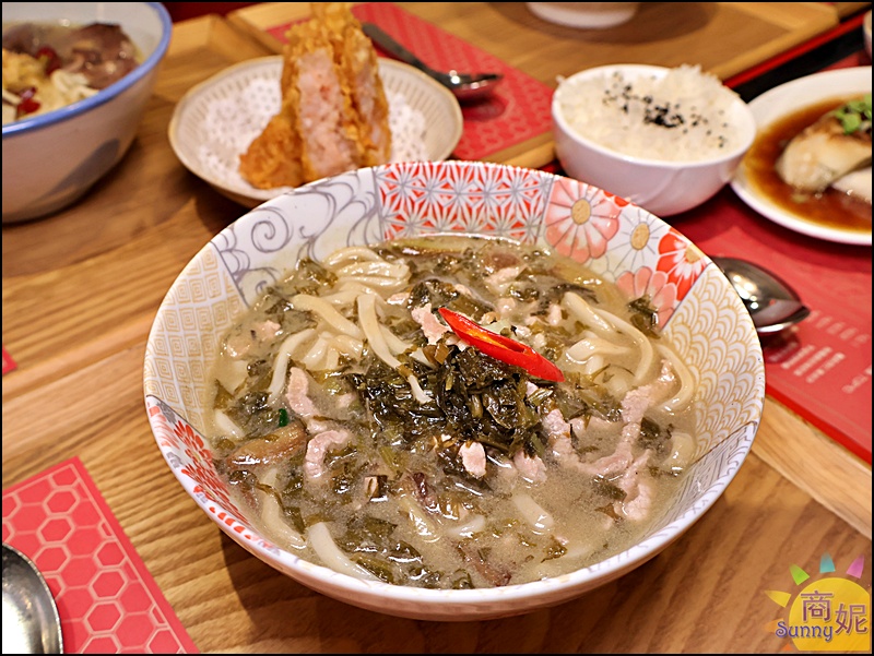 2026台中必吃南屯美食推薦：有春茶館｜超人氣台式手路菜餐廳，必點老雪菜肉絲麵、椒鹽燒肉、蜜糖粳粽冰與懷舊下午茶