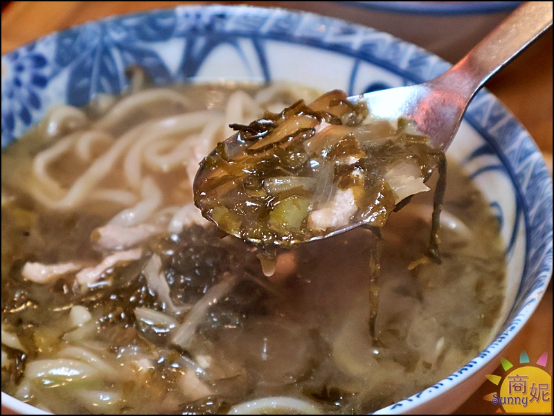 2026台中必吃南屯美食推薦：有春茶館｜超人氣台式手路菜餐廳，必點老雪菜肉絲麵、椒鹽燒肉、蜜糖粳粽冰與懷舊下午茶
