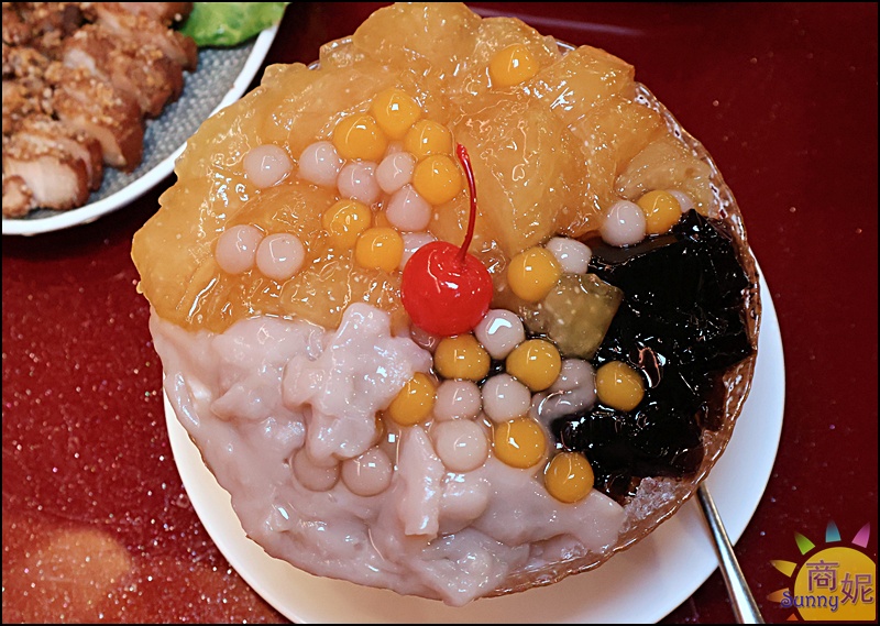2026台中必吃南屯美食推薦：有春茶館｜超人氣台式手路菜餐廳，必點老雪菜肉絲麵、椒鹽燒肉、蜜糖粳粽冰與懷舊下午茶