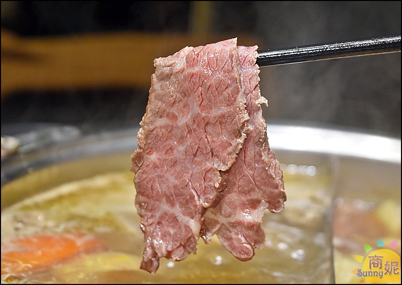 牛老總涮牛肉菜單|台中老字號溫體牛肉鍋.現宰新鮮牛肉涮煮牛骨濃湯的鮮甜美味太迷人了