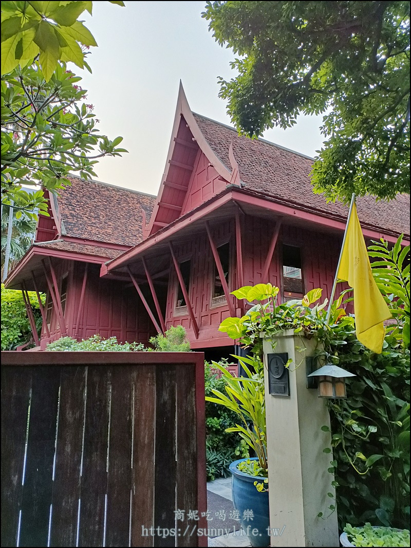 泰國曼谷景點美食|泰絲大王故居金湯普森博物館.Jim Thompson Restaurant泰菜餐廳.O.S.S. 酒吧及泰絲購物.曼谷時尚新地標