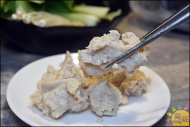 築崎鍋物|台中超值火鍋+蒙古烤肉吃到飽!內用吃飽再裝滿外帶，火鍋自助蔬食吃到飽220元還有DIY雪花冰