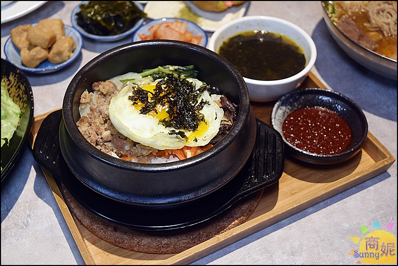 親水河畔|台中道地韓國料理還可以體驗穿韓服!夏季必吃開胃冷麵還有溫補人蔘雞鍋