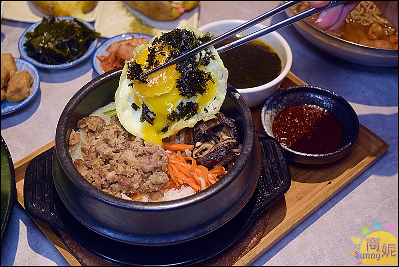 親水河畔|台中道地韓國料理還可以體驗穿韓服!夏季必吃開胃冷麵還有溫補人蔘雞鍋