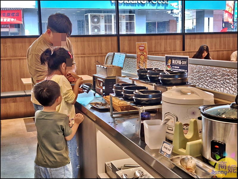 牛室炙燒牛排大墩店|牛排加超狂自助吧389元無限吃.現烤披薩炸物港點熱炒超豐盛