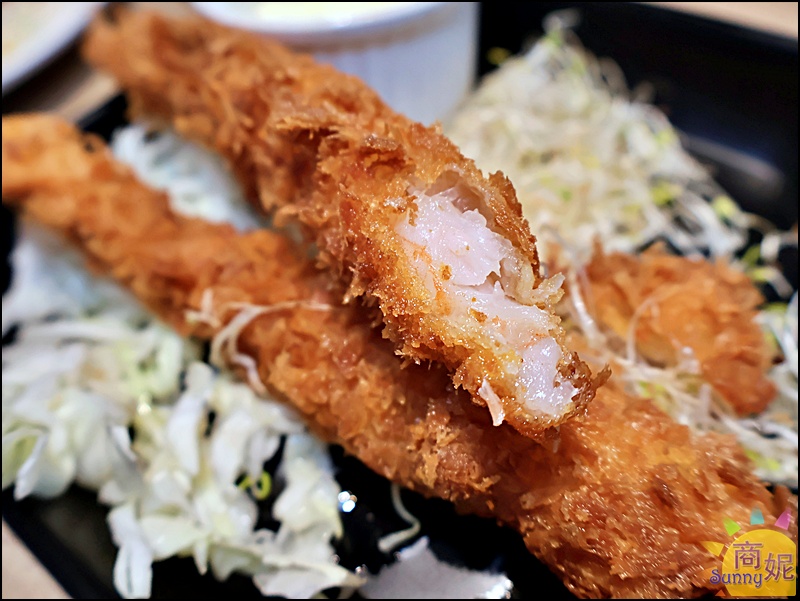 牛室炙燒牛排大墩店|牛排加超狂自助吧389元無限吃.現烤披薩炸物港點熱炒超豐盛