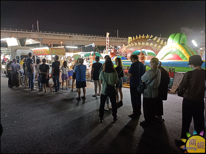 楊記老潼關肉夾饃|大慶夜市超人氣美食開店就排隊!天津老闆改良祕方特別好吃一周只賣4天