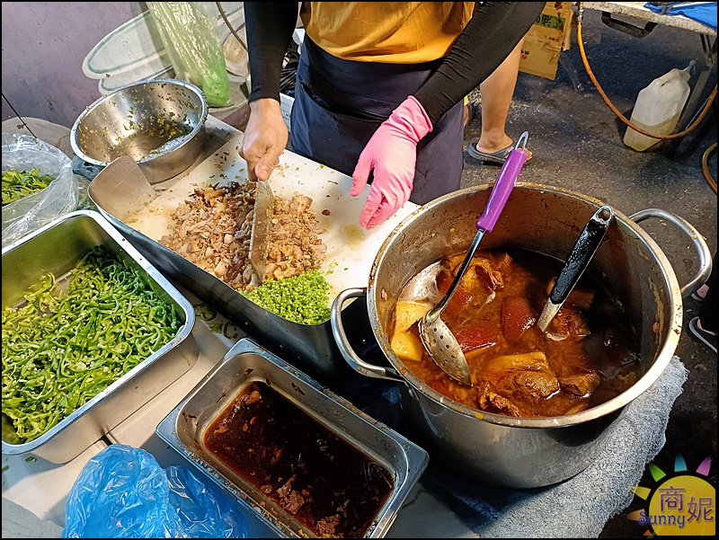 楊記老潼關肉夾饃|大慶夜市超人氣美食開店就排隊!天津老闆改良祕方特別好吃一周只賣4天