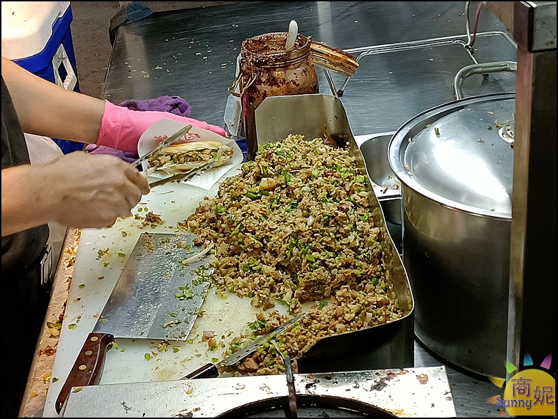 楊記老潼關肉夾饃|大慶夜市超人氣美食開店就排隊!天津老闆改良祕方特別好吃一周只賣4天