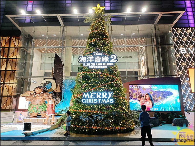 台中北極星耶誕村開放了!北歐雪境星耀耶誕樹.極星水晶球浪漫登場 台中最新聖誕打卡點約會必拍場景