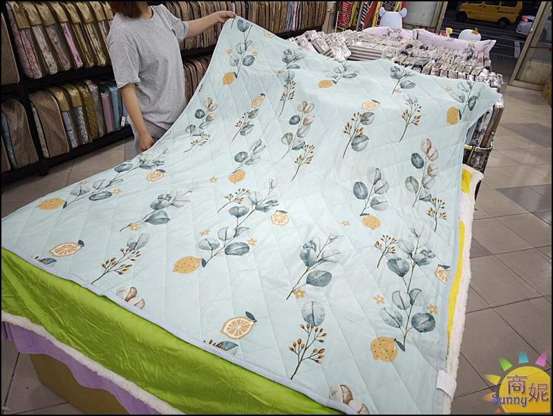 台中寢具出清特賣|零碼庫存出清枕頭買一送一490涼被薄毯349床組不分尺寸990元僅此一檔買到賺到