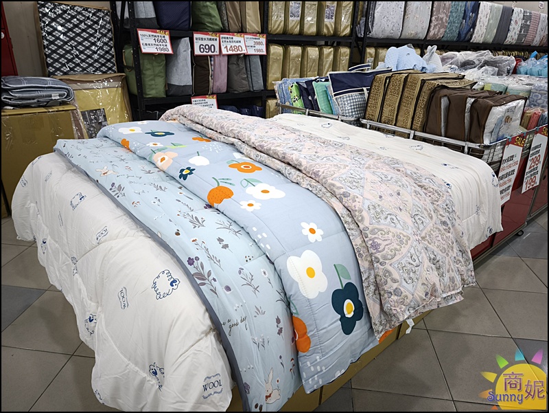 台中寢具出清特賣|零碼庫存出清枕頭買一送一490涼被薄毯349床組不分尺寸990元僅此一檔買到賺到