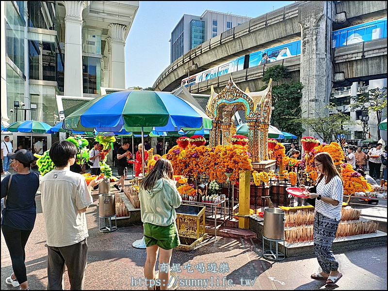 泰國曼谷必逛四面佛商場|Erawan Bangkok拜四面佛最佳休憩點!米其林美食餐廳、香氛、健康管理通通有