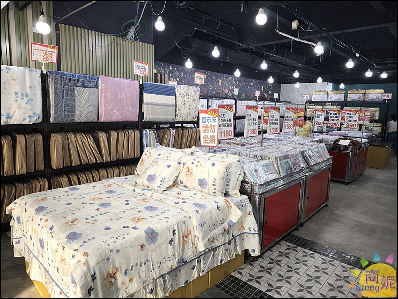 大墩路寢具特賣|工廠直營2折起!涼被枕頭買一送一990.天絲寢具799寢具床組被單通通破盤價