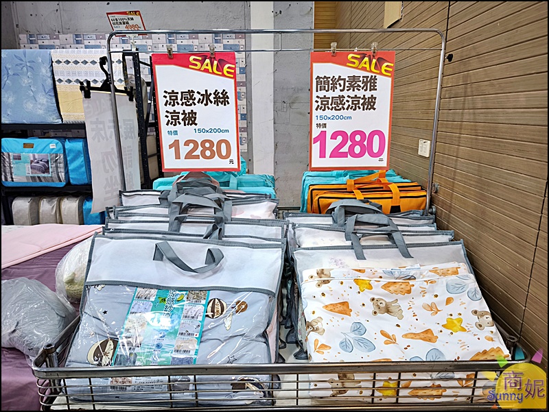 彰化寢具特賣最便宜60支天絲!工廠直營枕頭涼被買一送一.100%天絲純棉寢具799四季暖被690 彰化寢具特賣最便宜60支天絲!工廠直營枕頭涼被買一送一.100%天絲純棉寢具799四季暖被690