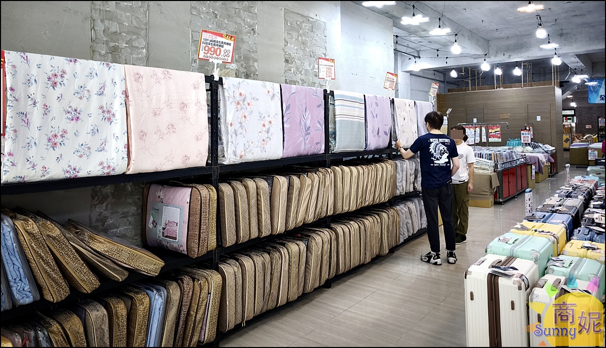 彰化寢具特賣最便宜60支天絲!工廠直營枕頭涼被買一送一.100%天絲純棉寢具799四季暖被690 彰化寢具特賣最便宜60支天絲!工廠直營枕頭涼被買一送一.100%天絲純棉寢具799四季暖被690