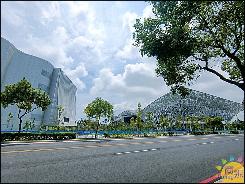 台中綠美圖位水湳經貿園區中科路上，旁邊就是台中國際會展中心