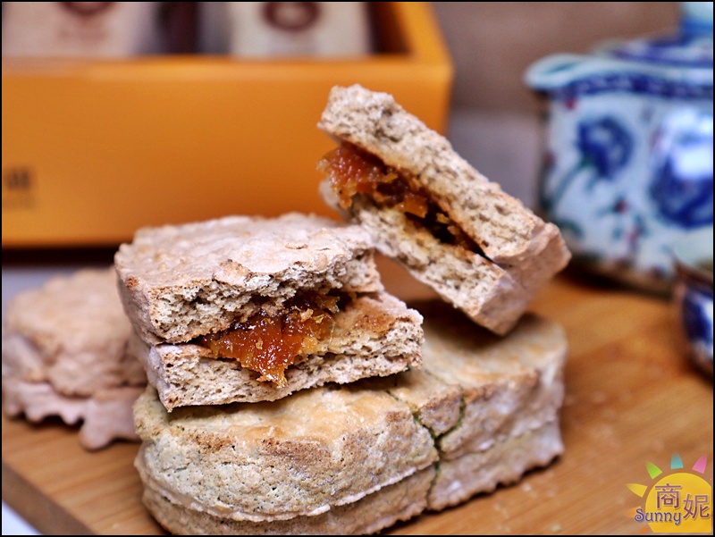 法布甜馬卡龍鳳梨酥三種口味,原味、紅茶、綠茶一次滿足