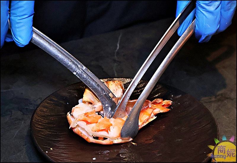 脂本燒肉彰化店|彰化質感燒肉!豐盛套餐高CP值必點30cm幻切牛舌.無低消好停車親子友善桌邊幫烤大加分 脂本燒肉彰化店|彰化質感燒肉!豐盛套餐高CP值必點30cm幻切牛舌.無低消好停車親子友善桌邊幫烤大加分