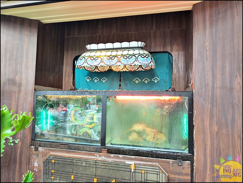 精誠壹山燒肉店外觀，昭和風老宅設計