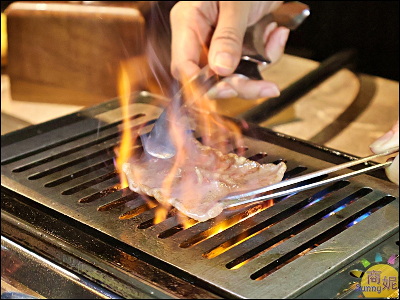 精誠壹山專人代烤服務，燒肉熟度掌握完美