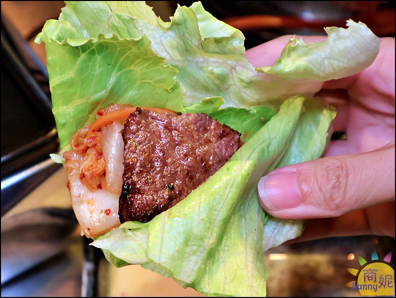 精誠壹山A5和牛三部位燒烤，油花均勻、肉質細緻