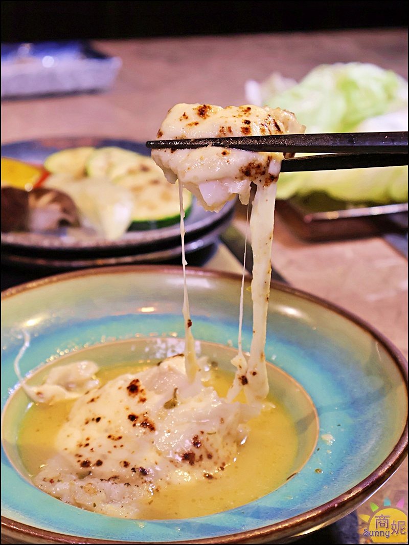 精誠壹山|藝人也愛的高質感燒肉！澎湃雙人套餐、復古裝潢專人代烤還有浮誇壽星禮CP值超高