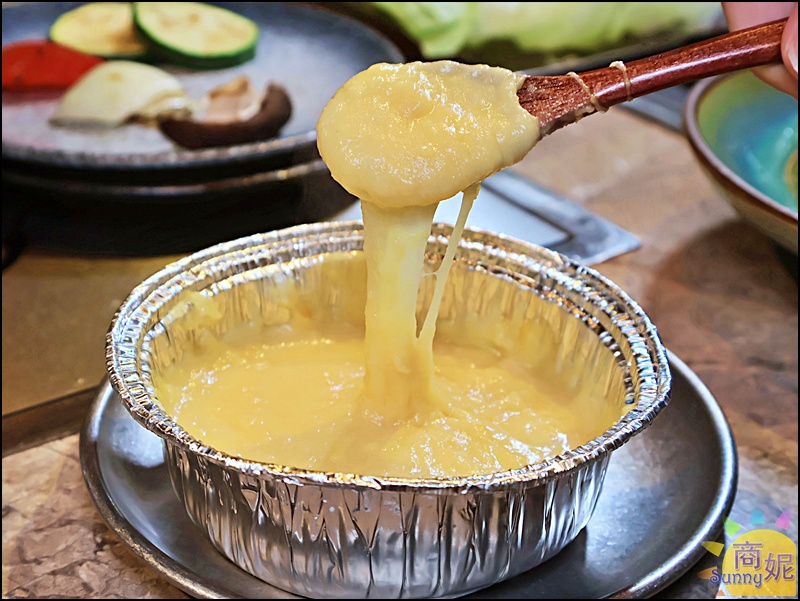 精誠壹山|藝人也愛的高質感燒肉！澎湃雙人套餐、復古裝潢專人代烤還有浮誇壽星禮CP值超高