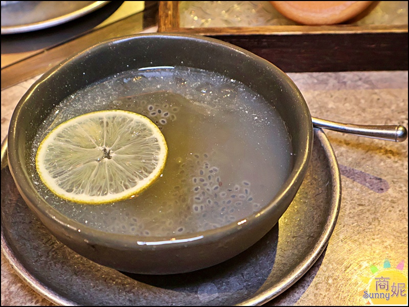 精誠壹山|藝人也愛的高質感燒肉！澎湃雙人套餐、復古裝潢專人代烤還有浮誇壽星禮CP值超高