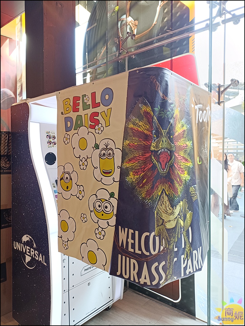 台中免費景點4米高小小兵|台中潮玩快閃店草悟道PARK2廣場小小兵.超人力霸王.假面騎士.魷魚遊戲一次拍夠！