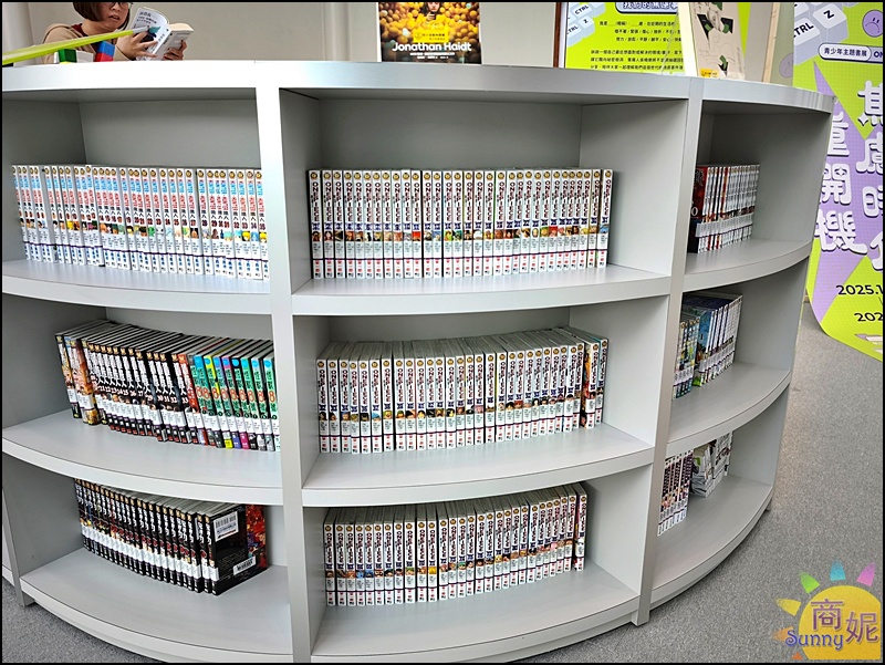 超多漫畫隨你看，幾乎都是新書！