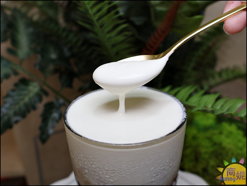 台中奶蓋推薦|語林萃全面升級有機認證得獎茶+法國頂級鮮奶油+日本十勝鮮乳,簡直是喝的甜點專賣店! 台中奶蓋推薦|語林萃全面升級有機認證得獎茶+法國頂級鮮奶油+日本十勝鮮乳,簡直是喝的甜點專賣店!